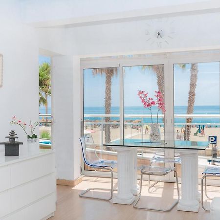 Apartamento Lujo Frente Al Mar Centro De Malaga Exterior photo