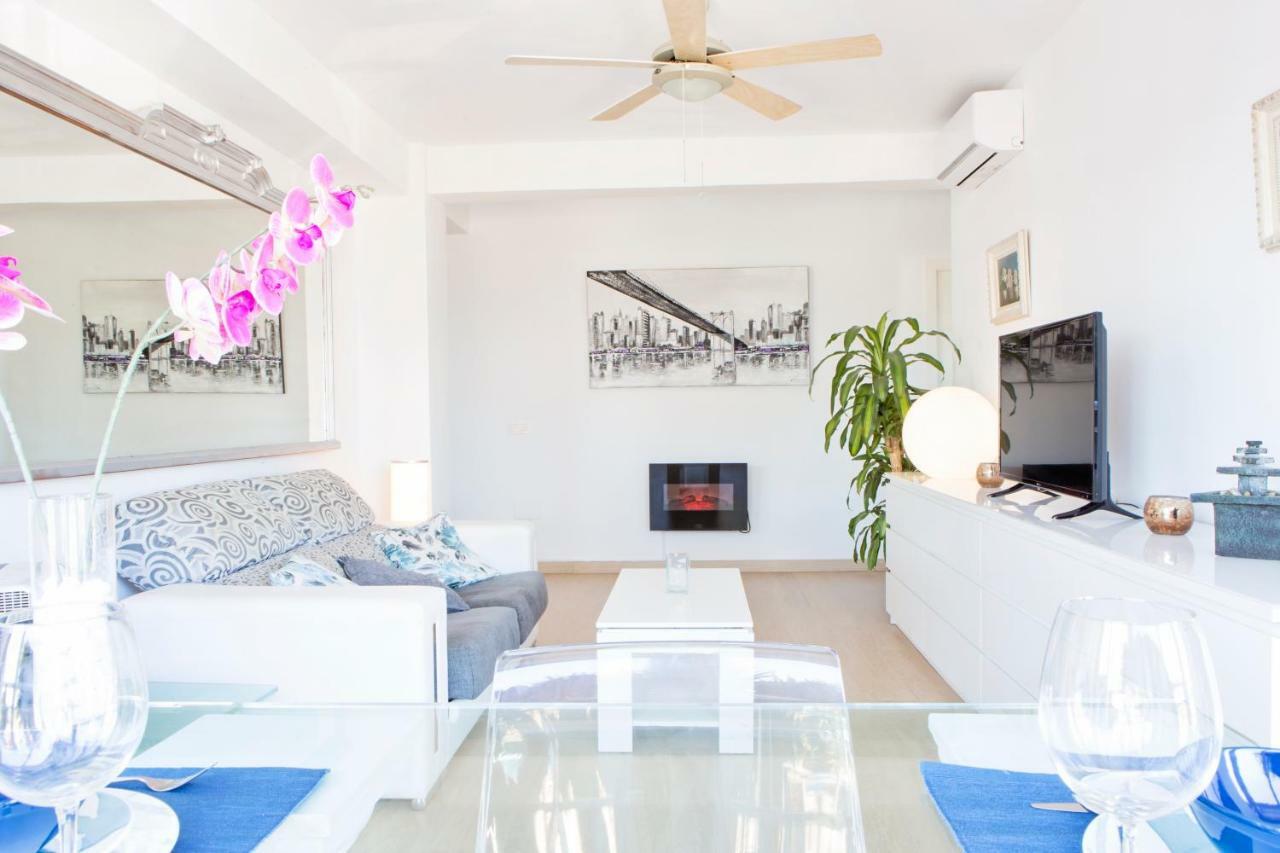 Apartamento Lujo Frente Al Mar Centro De Malaga Exterior photo