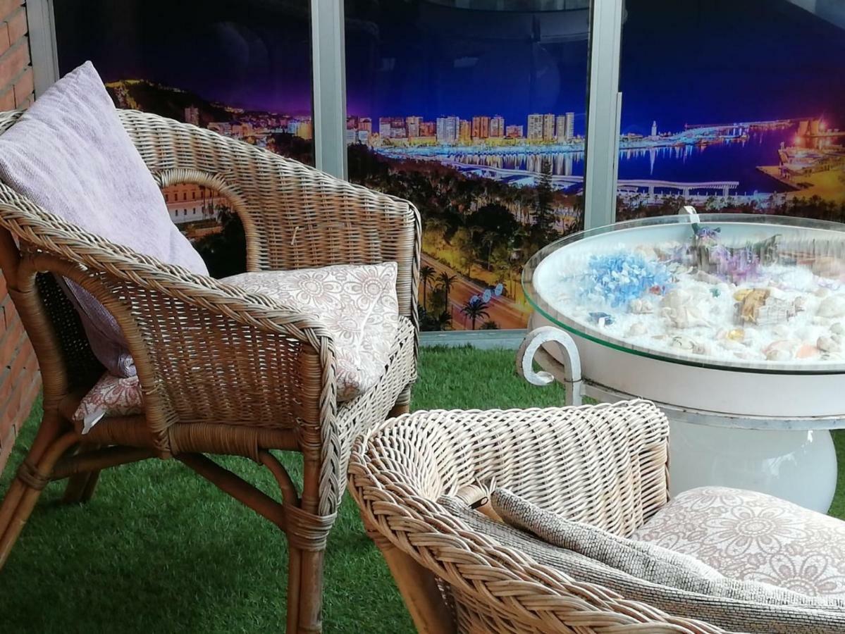 Apartamento Lujo Frente Al Mar Centro De Malaga Exterior photo