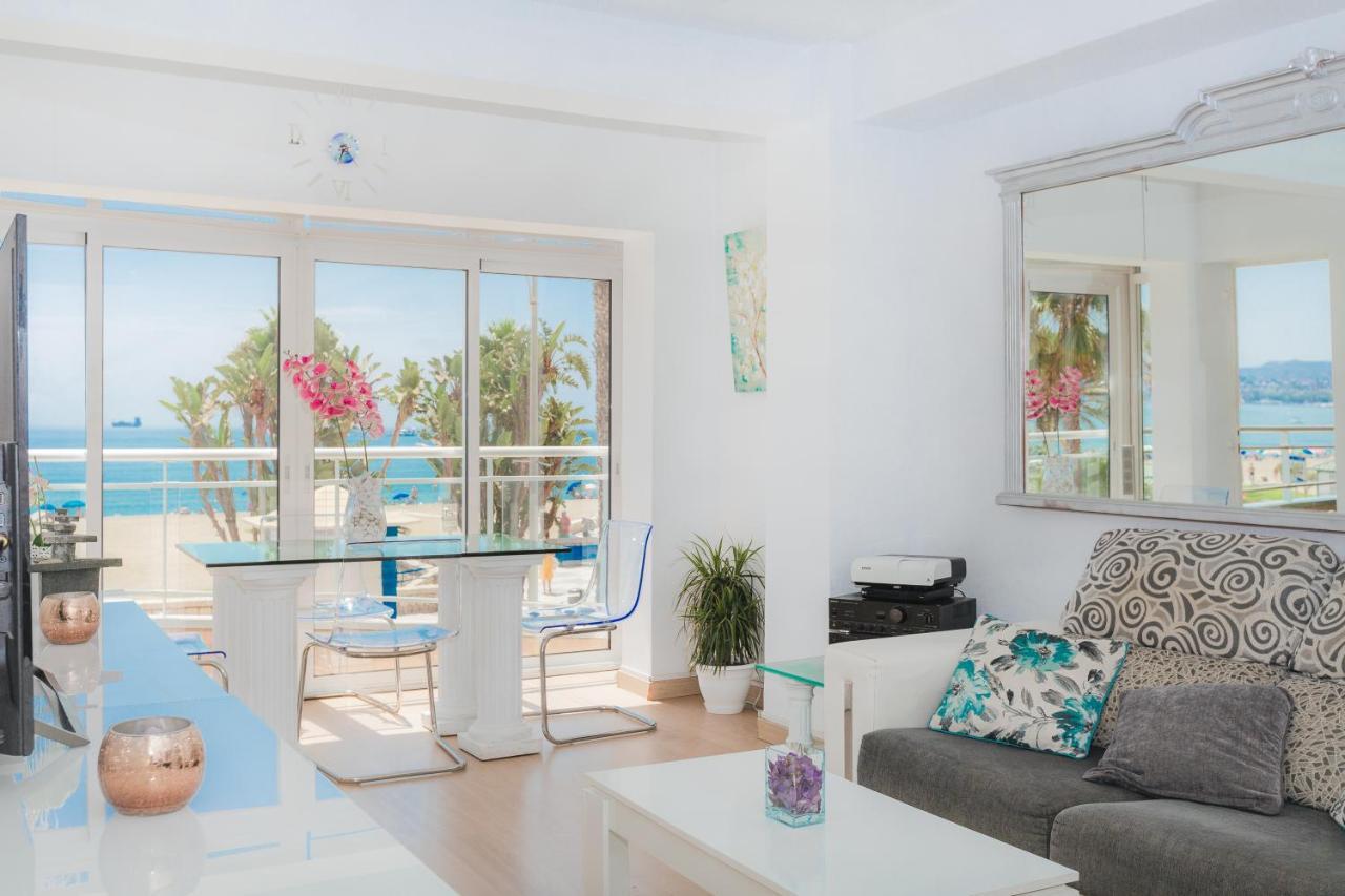 Apartamento Lujo Frente Al Mar Centro De Malaga Exterior photo